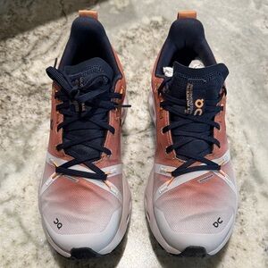 On Cloud Women's Sneakers - Pink and Navy